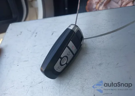 2019 Ford Fusion Hybrid Se z USA, uszkodzony, nr VIN 3FA6P0LU6KR134735